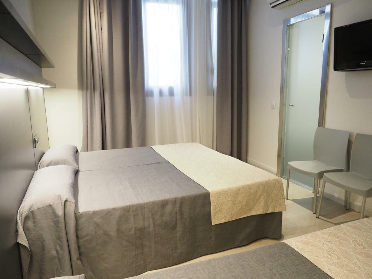 Gjestgiverier Benidorm 2*